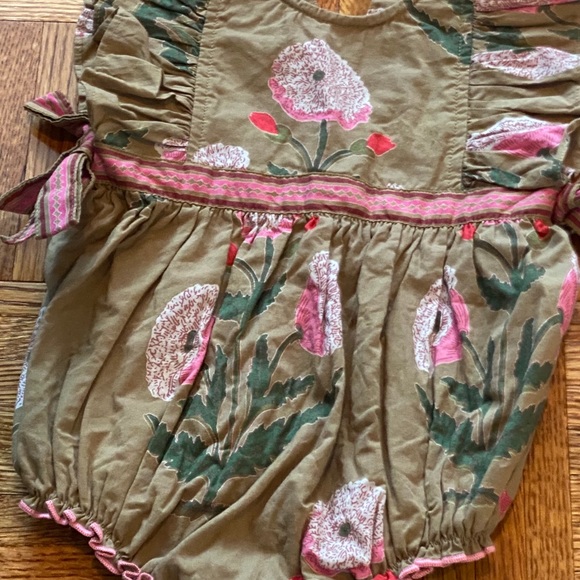 Pink chicken bubble - Picture 2 of 3